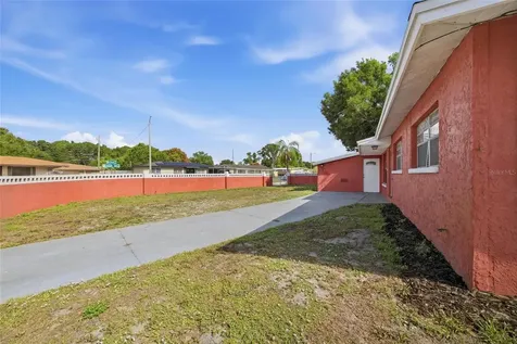 7102 Dellwood Drive Tampa FL 33619