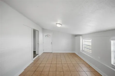 7102 Dellwood Drive Tampa FL 33619