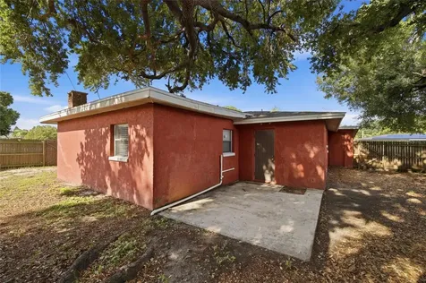 7102 Dellwood Drive Tampa FL 33619