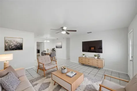 7102 Dellwood Drive Tampa FL 33619