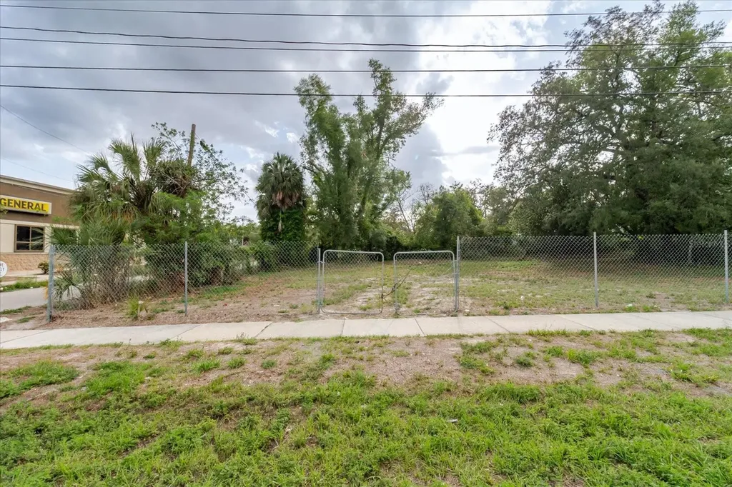 3206 N 50th Street Tampa FL 33605