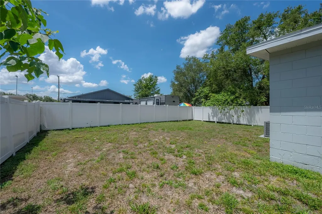 3501 E Mcberry Street Tampa FL 33610