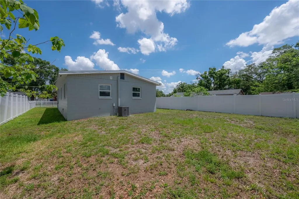 3501 E Mcberry Street Tampa FL 33610