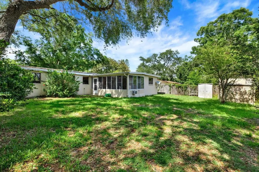 2215 Curtis Drive S Clearwater FL 33764