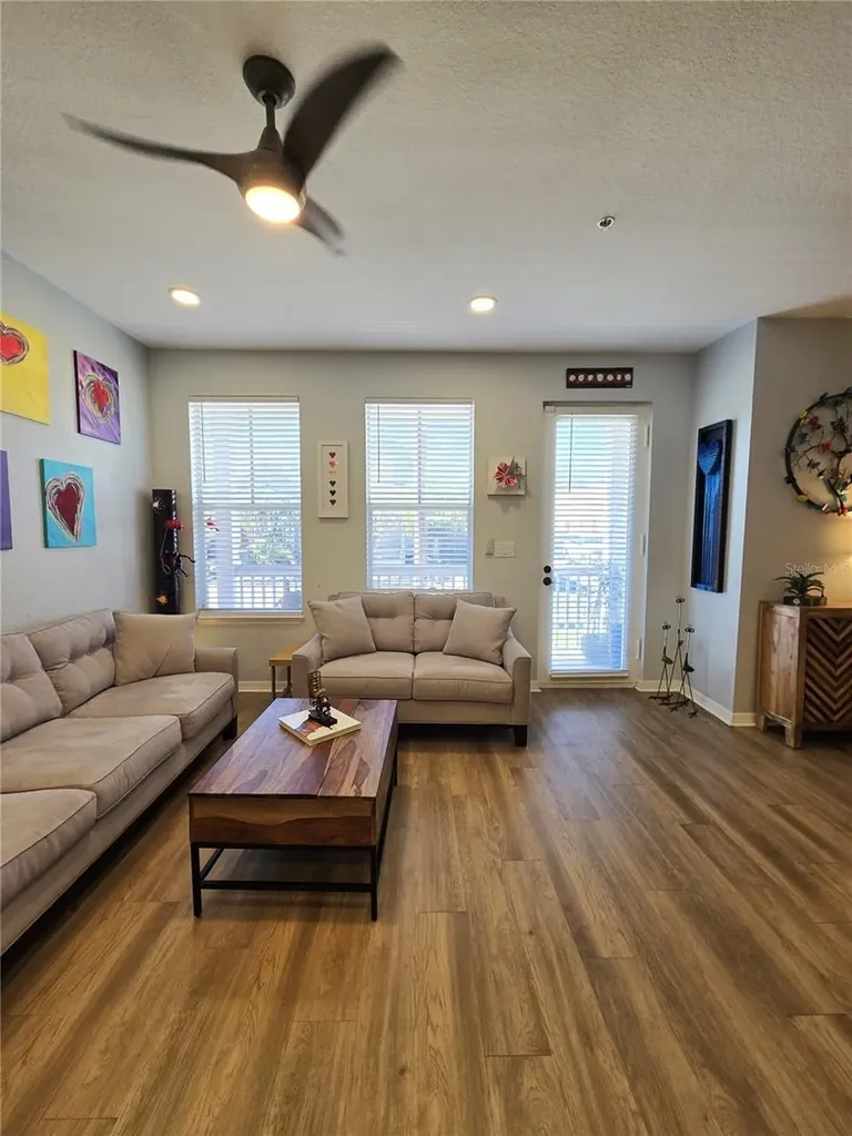 2002 E 5th Avenue Tampa FL 33605