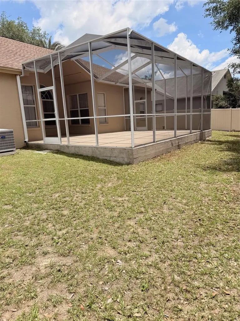 1625 Powder Ridge Drive Valrico FL 33594
