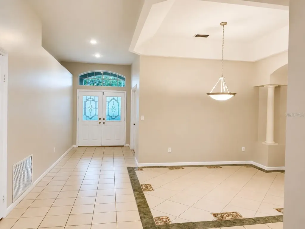 1625 Powder Ridge Drive Valrico FL 33594