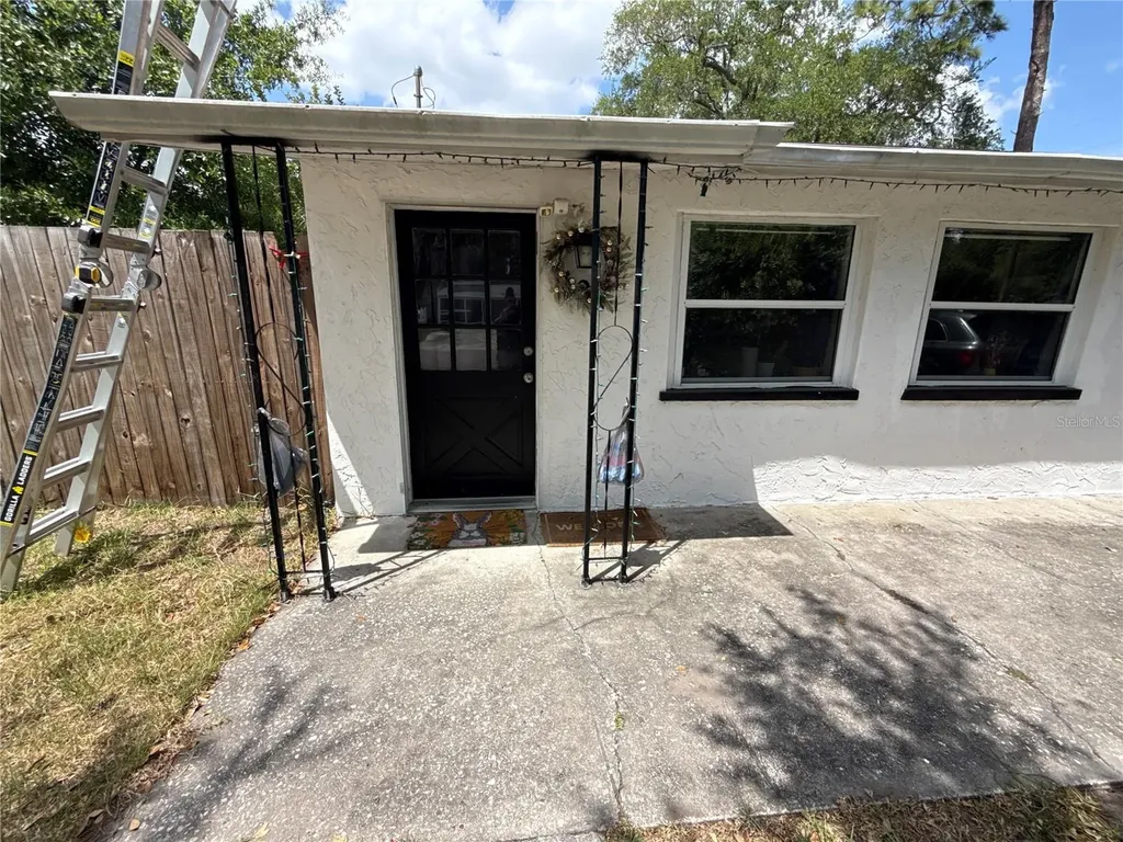 524 4th Avenue NE Largo FL 33770