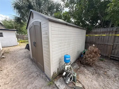524 4th Avenue NE Largo FL 33770