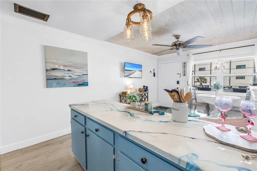 8475 W Gulf Boulevard Treasure Island FL 33706