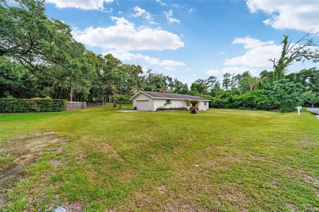 2550 SE 67th Street Ocala FL 34480