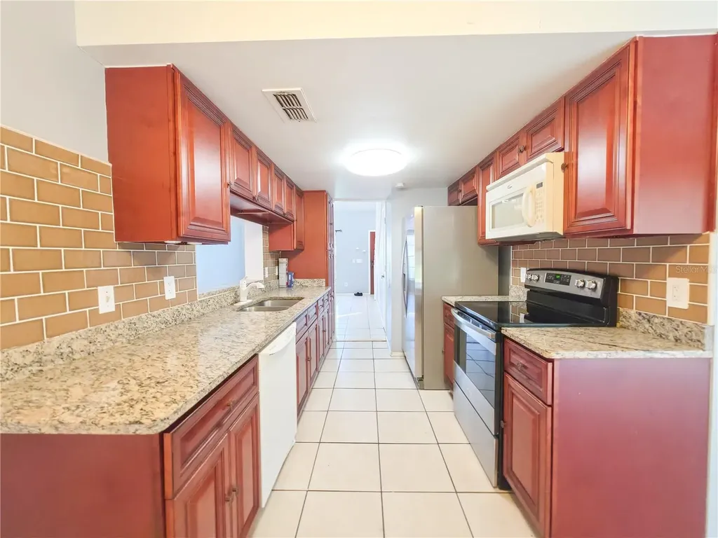 1412 Asti Court Orlando FL 32825