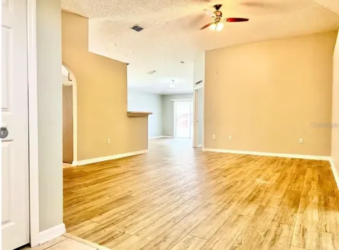 14237 Econ Woods Lane Orlando FL 32826