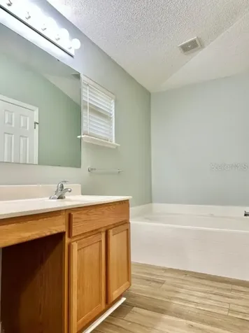 14237 Econ Woods Lane Orlando FL 32826