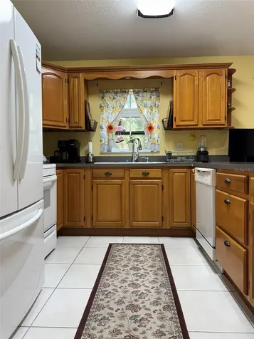 9814 Oslin Street Tampa FL 33615