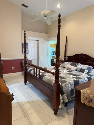 9814 Oslin Street Tampa FL 33615