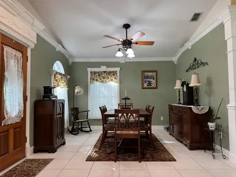 9814 Oslin Street Tampa FL 33615