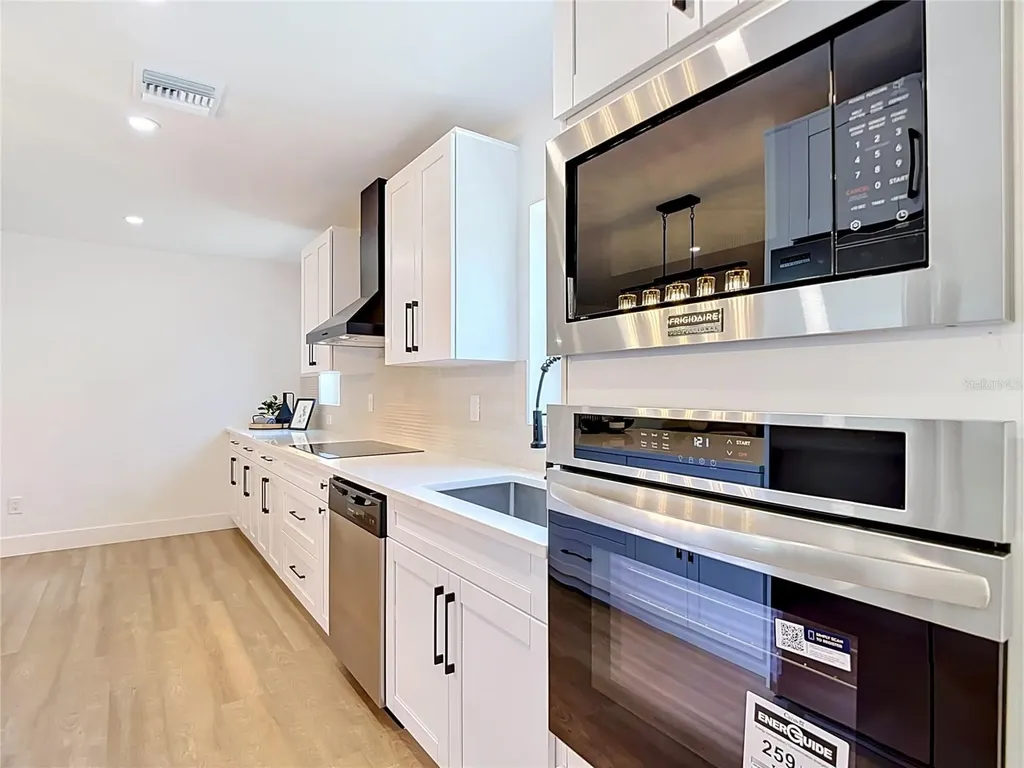 5013 S Hesperides Street Tampa FL 33611