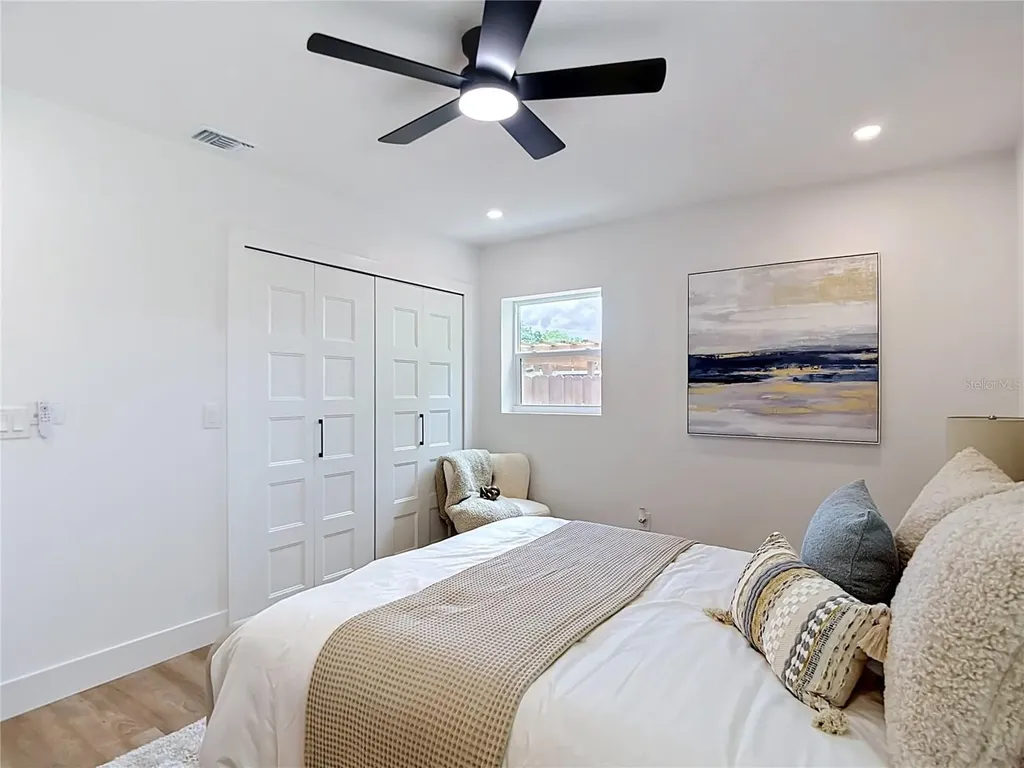 5013 S Hesperides Street Tampa FL 33611