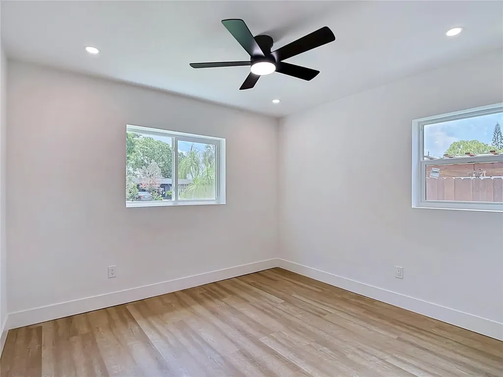 5013 S Hesperides Street Tampa FL 33611