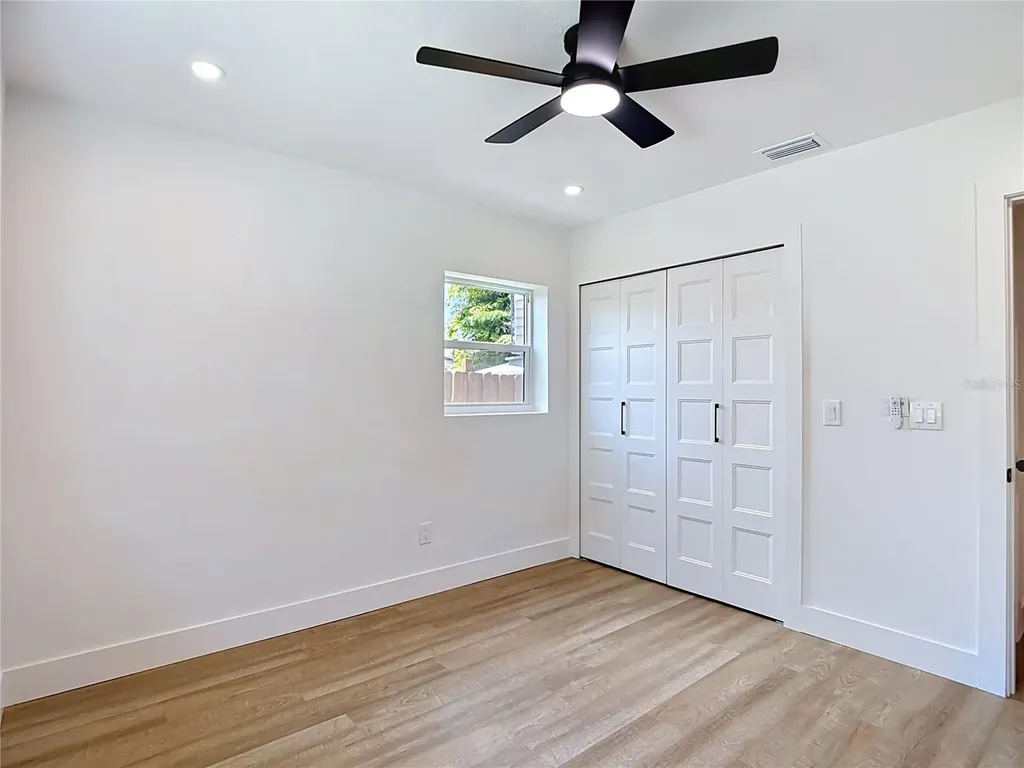 5013 S Hesperides Street Tampa FL 33611