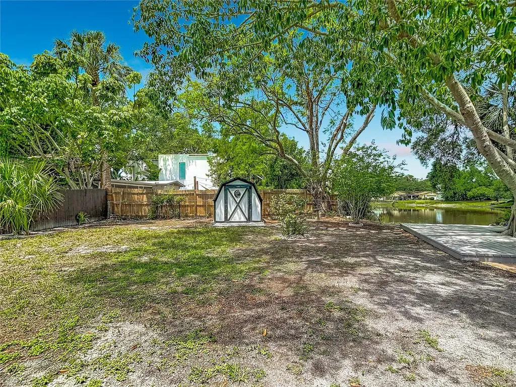 5013 S Hesperides Street Tampa FL 33611
