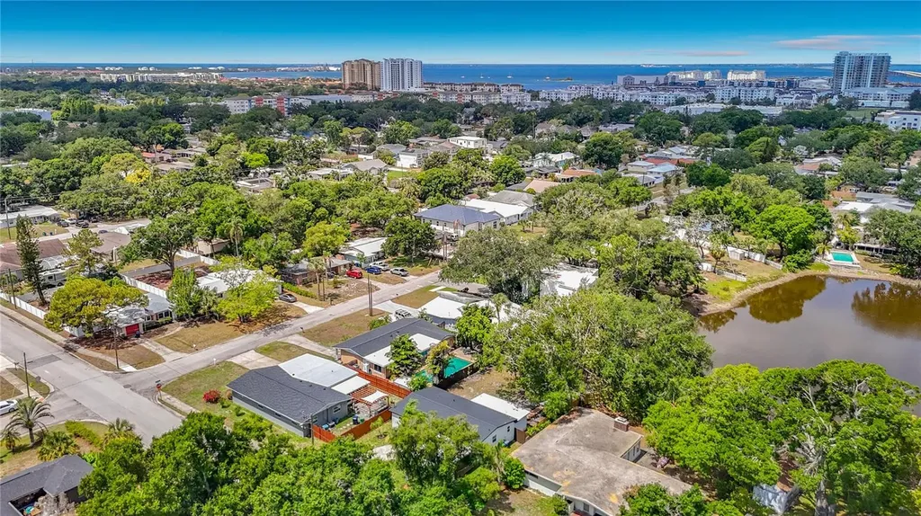 5013 S Hesperides Street Tampa FL 33611