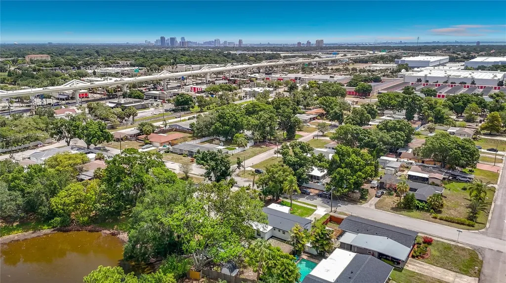5013 S Hesperides Street Tampa FL 33611
