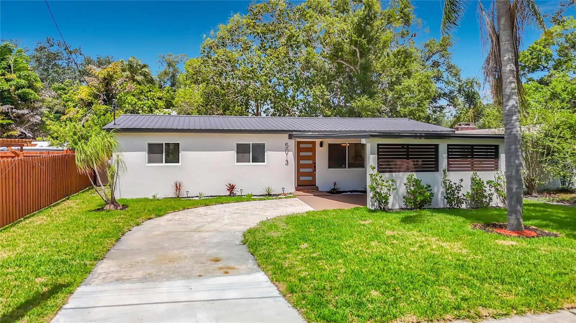 5013 S Hesperides Street Tampa FL 33611