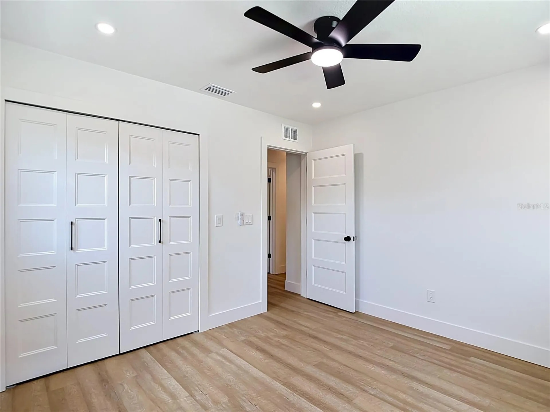 5013 S Hesperides Street Tampa FL 33611