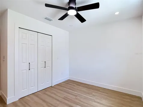 5013 S Hesperides Street Tampa FL 33611