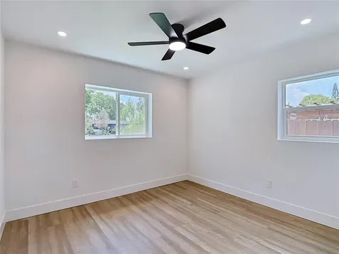 5013 S Hesperides Street Tampa FL 33611
