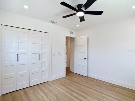 5013 S Hesperides Street Tampa FL 33611