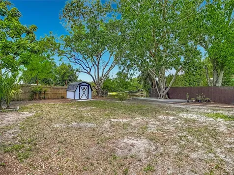 5013 S Hesperides Street Tampa FL 33611