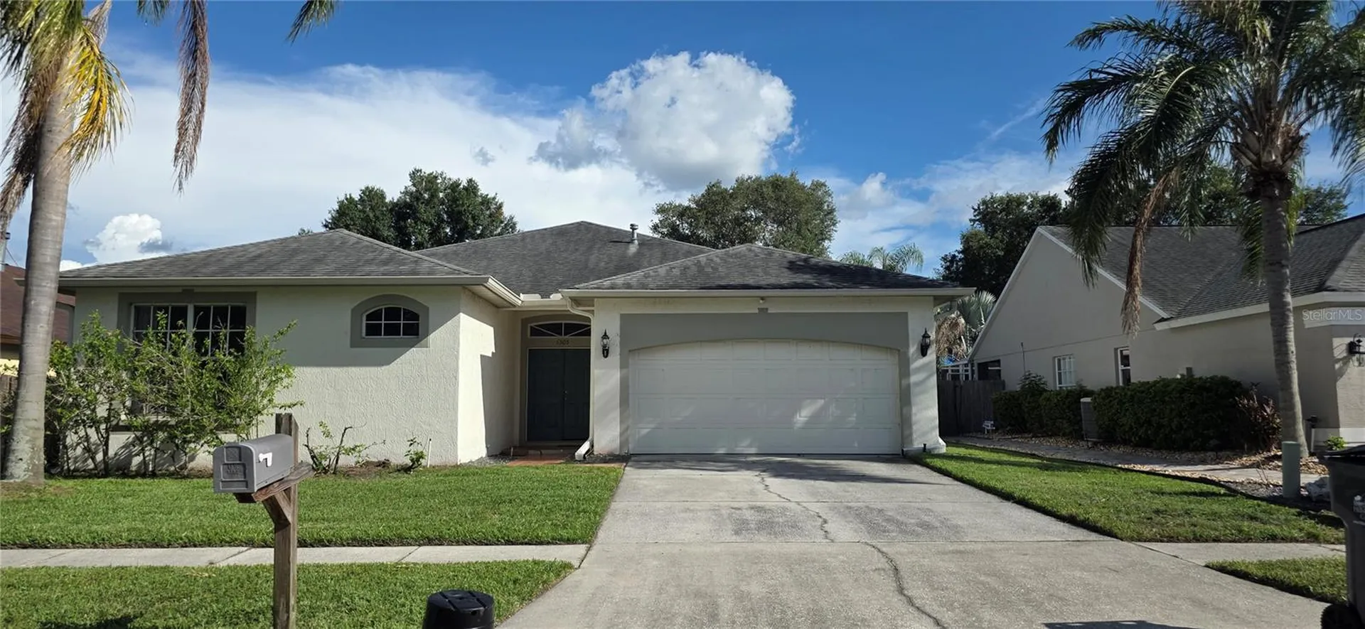 1305 Lakehurst Way Brandon FL 33511