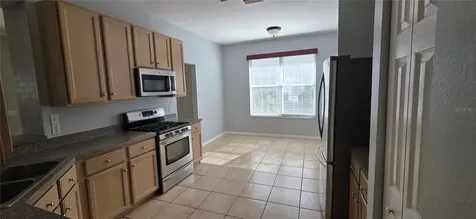 1305 Lakehurst Way Brandon FL 33511