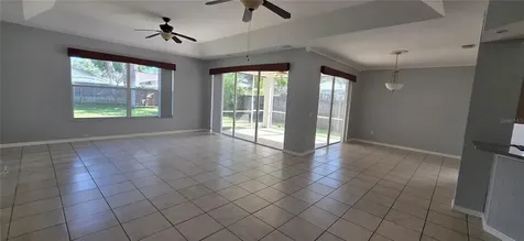 1305 Lakehurst Way Brandon FL 33511