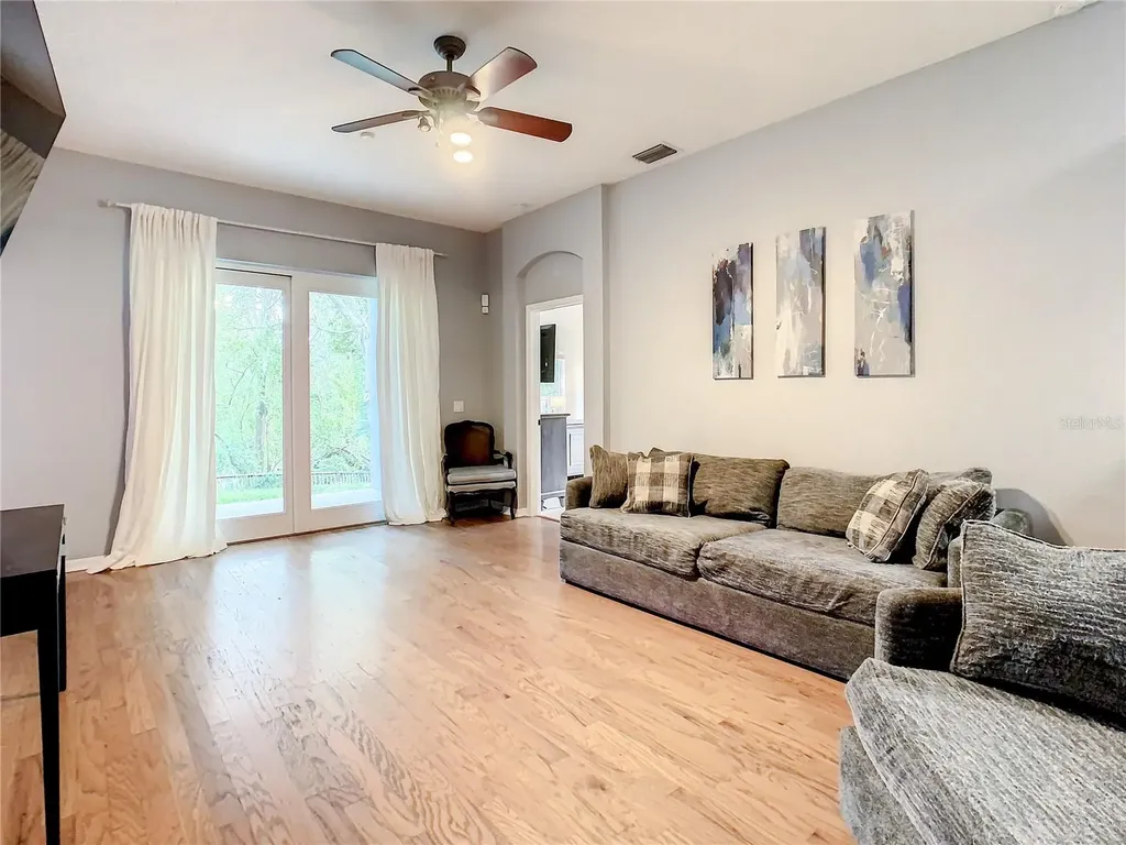 1407 Trail Boss Lane Brandon FL 33511