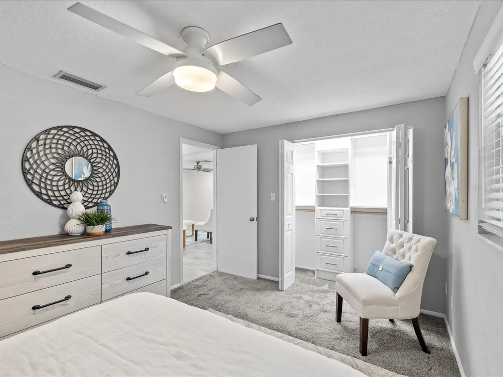 150 Suncrest Drive Safety Harbor FL 34695