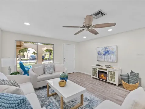 150 Suncrest Drive Safety Harbor FL 34695