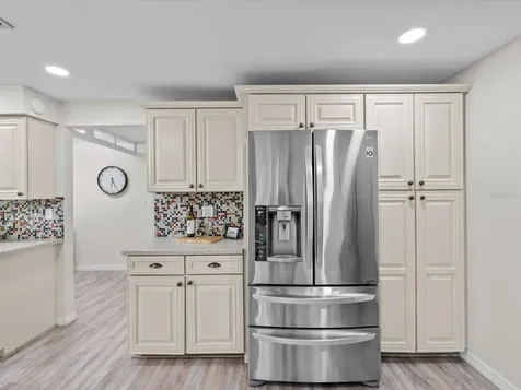 150 Suncrest Drive Safety Harbor FL 34695