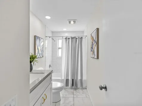 150 Suncrest Drive Safety Harbor FL 34695