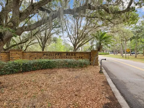 150 Suncrest Drive Safety Harbor FL 34695