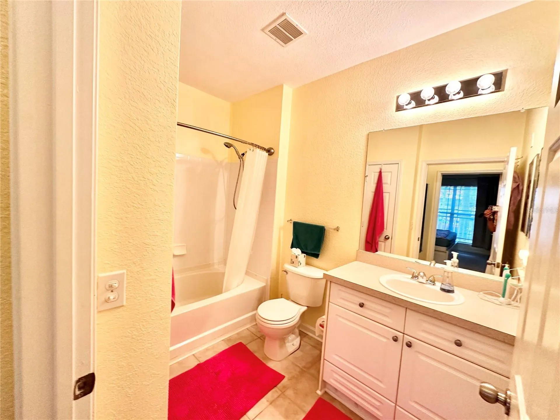 1216 Missouri Avenue S Clearwater FL 33756