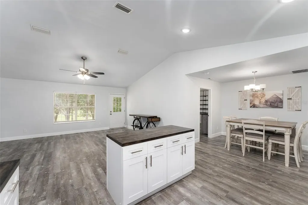 20354 NW 254th Way High Springs FL 32643