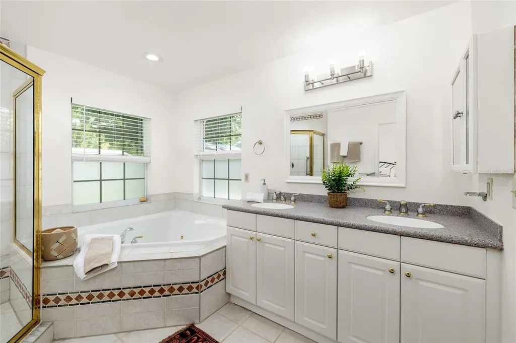 2908 W Ballast Point Boulevard Tampa FL 33611