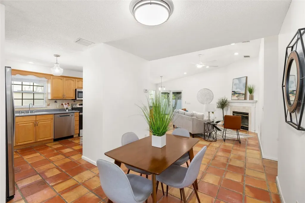 2908 W Ballast Point Boulevard Tampa FL 33611