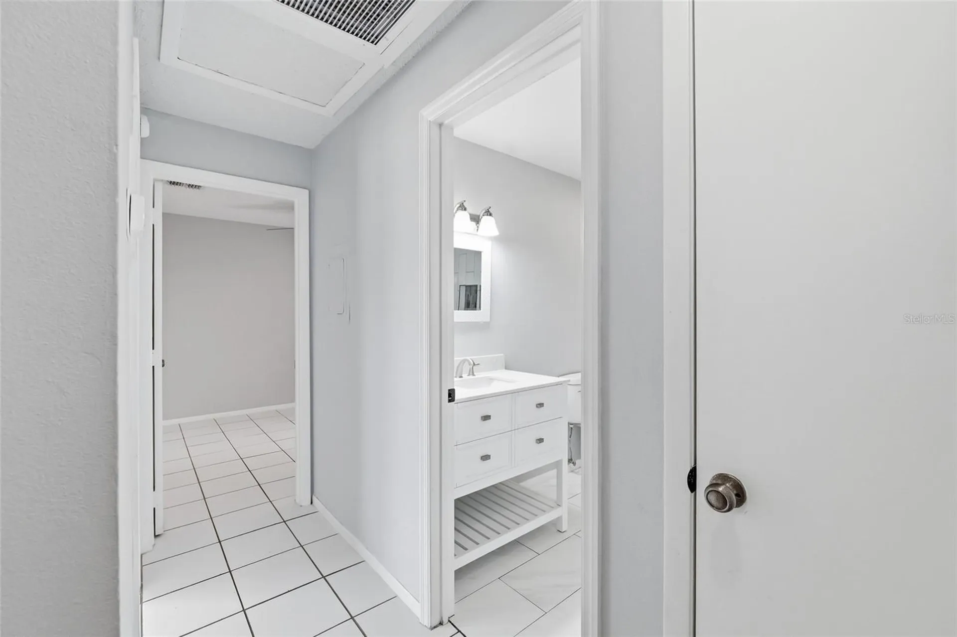 14021 Village Terrace Drive Tampa FL 33624