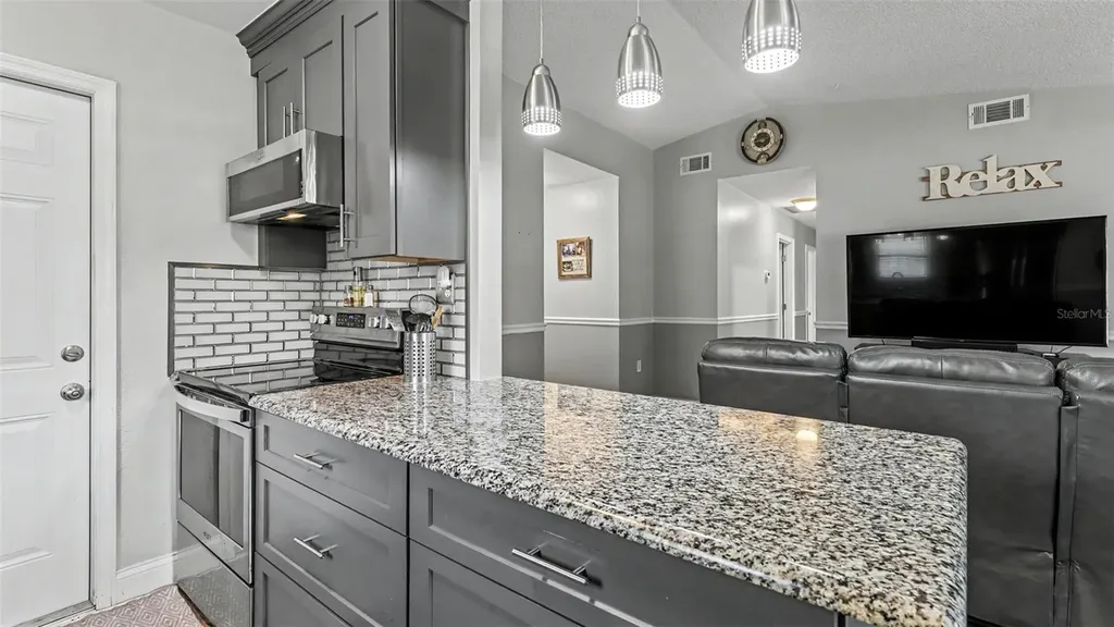 1135 Walker Circle W Lakeland FL 33805