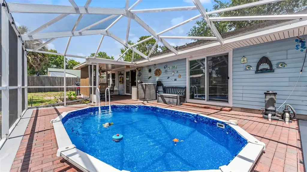 1135 Walker Circle W Lakeland FL 33805